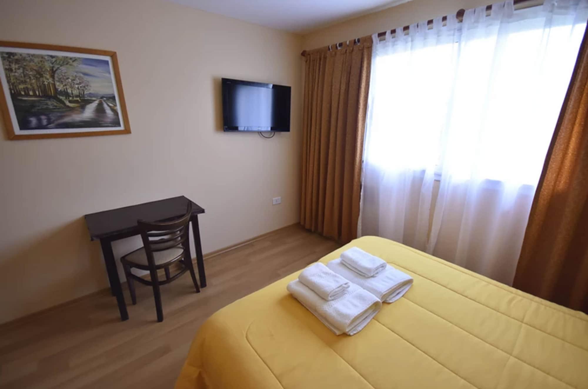 Hotel Picos Del Sur El Calafate Exteriör bild