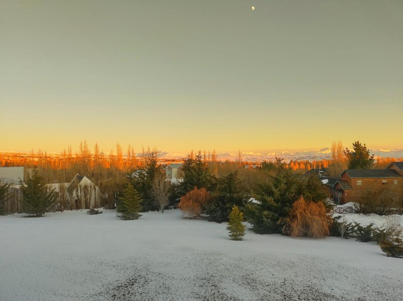 Hotel Picos Del Sur El Calafate Exteriör bild